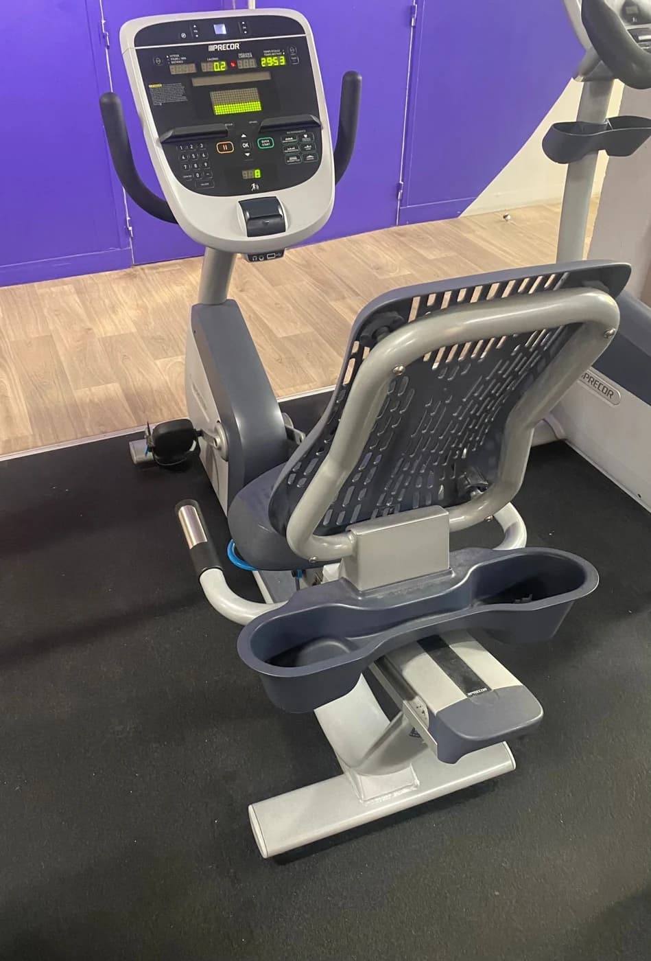 Vélo allongé Precor RBK800