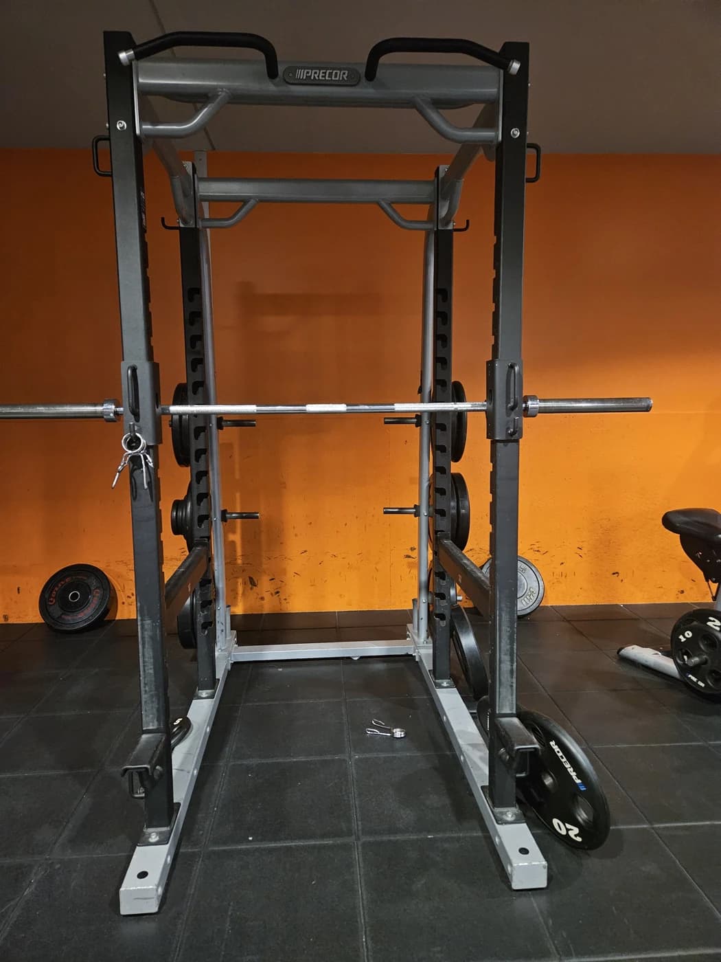 Cage à squat Precor Discovery